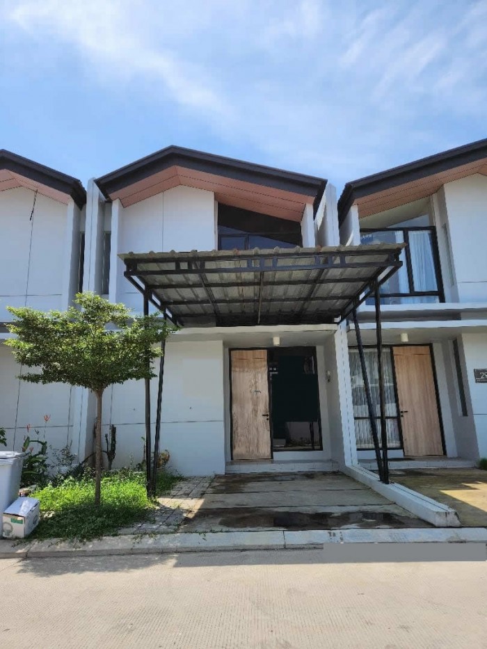 Rumah disewakan di Waterfront Lippo Cikarang